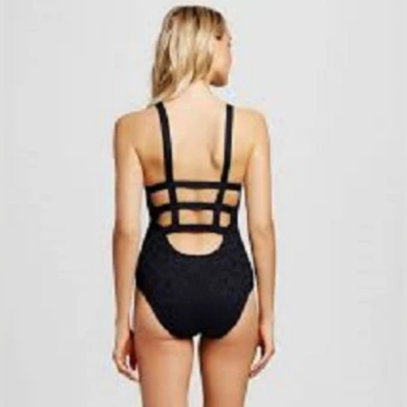 Mossimo Women's Strappy Back Crochet Swimwear sz M - Picture 3 of 7